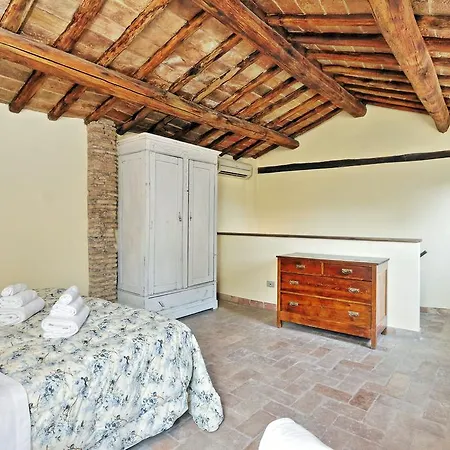 Ancient Penthouse City Center Apartment